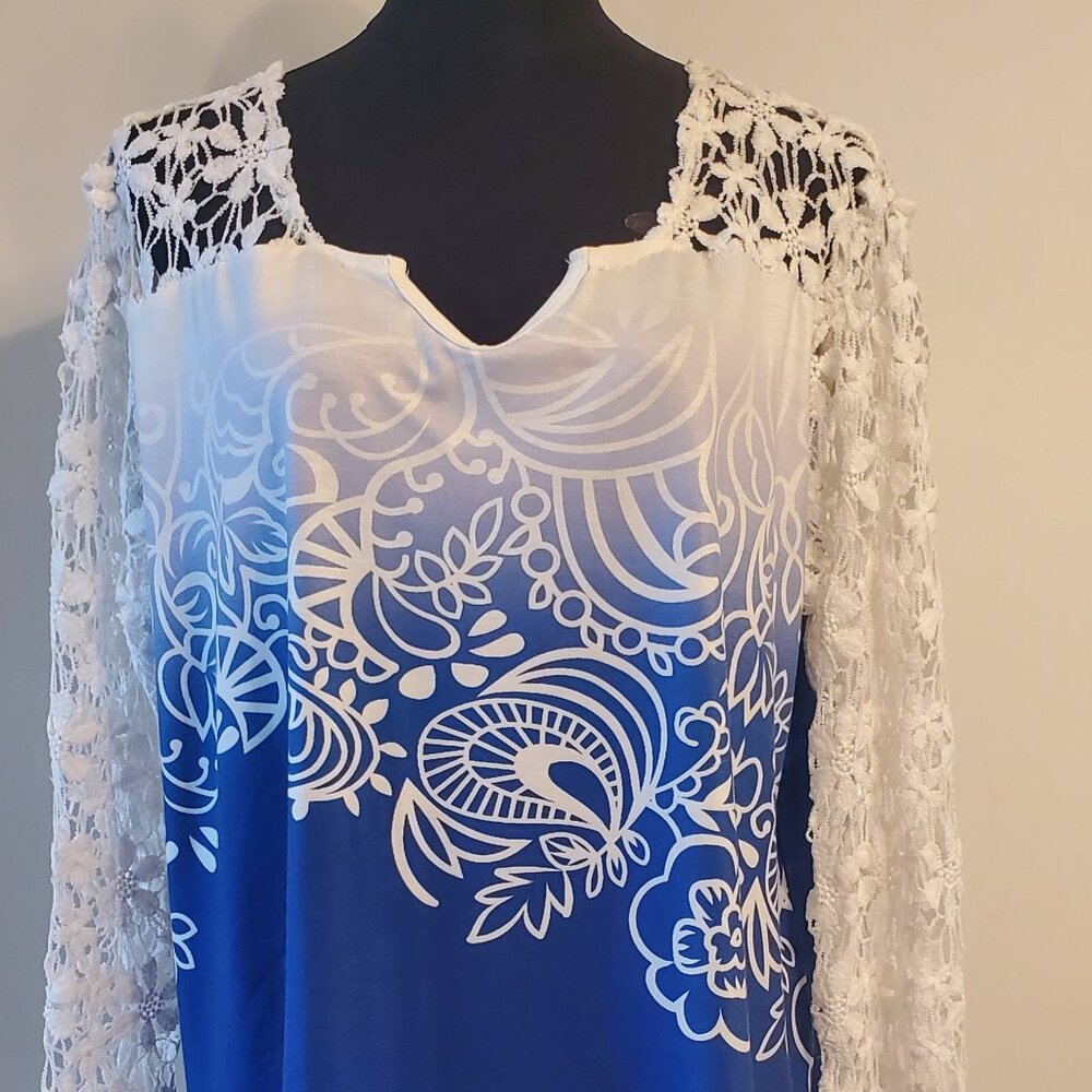 Lace Sleeved Ombre Blue Top